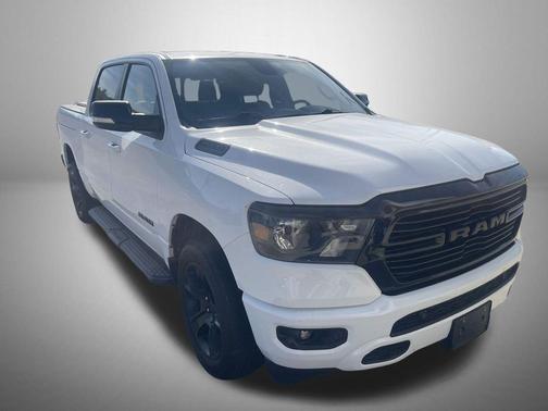 Bright White Clearcoat 2021 RAM 1500 Big Horn/Lone Star