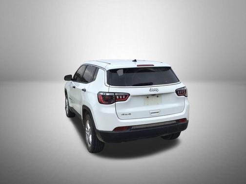 2023 Jeep Compass Sport