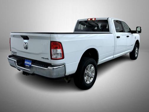 2024 RAM 3500 Big Horn Crew Cab 4x4 8' Box