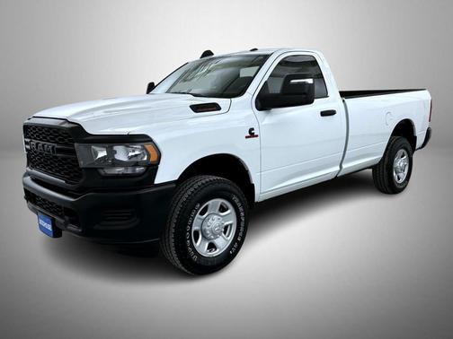 2024 RAM 3500 Tradesman Regular Cab 4x4 8' Box