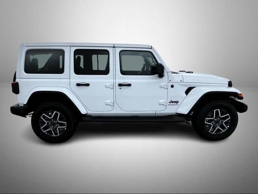 bright white clearcoat 2026 Jeep Wrangler 4-Door Sahara 4x4