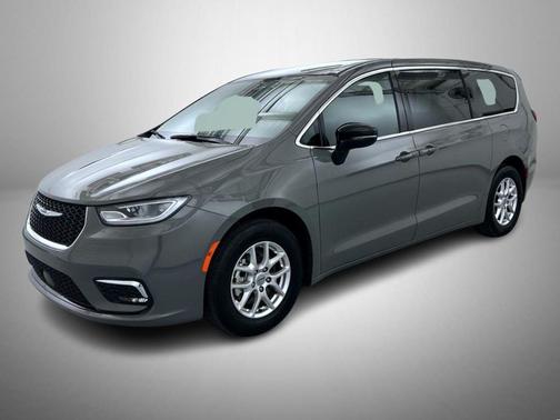 Ceramic Gray Clearcoat 2025 Chrysler Pacifica L