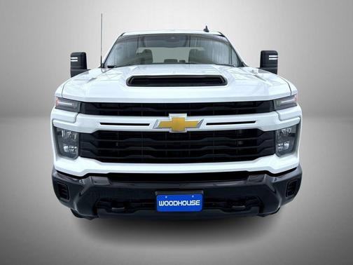 2024 Chevrolet Silverado 2500 Custom