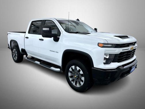 2024 Chevrolet Silverado 2500 Custom