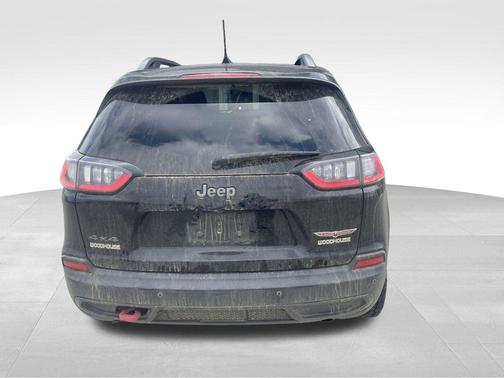 2020 Jeep Cherokee Trailhawk