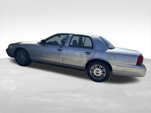 2010 Mercury Grand Marquis LS (Fleet Only)