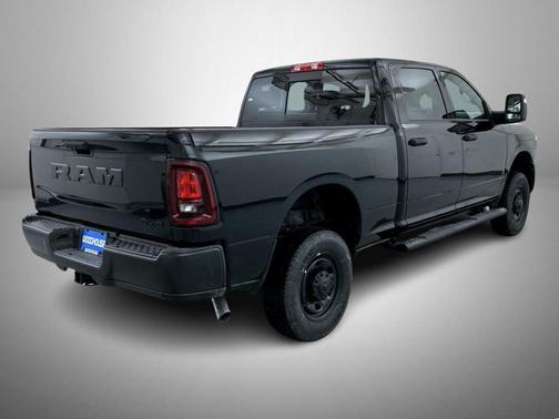 2026 RAM 2500 Tradesman Crew Cab 4x4 6'4' Box