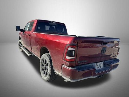 2024 RAM 3500 Laramie Crew Cab 4x4 8' Box