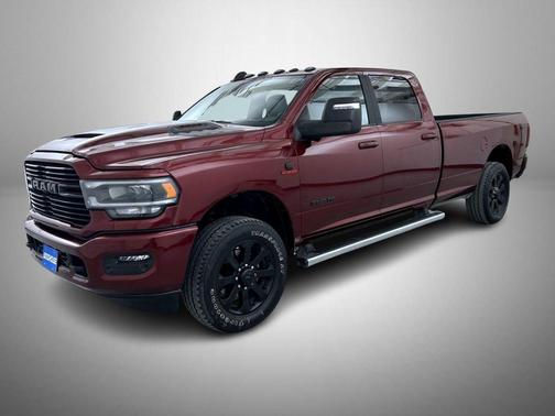 2024 RAM 3500 Laramie Crew Cab 4x4 8' Box