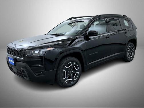 Diamond Black Crystal Pearlcoat 2026 Jeep Cherokee Limited