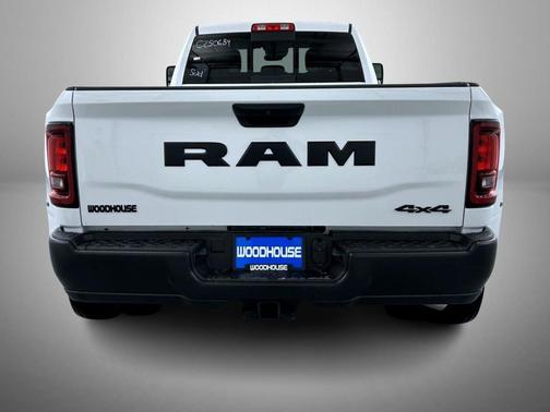 2025 RAM 3500 Tradesman Crew Cab 4x4 8' Box