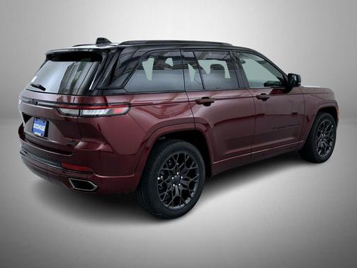 2025 Jeep Grand Cherokee Summit