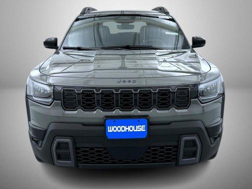Sting-Gray Clearcoat 2026 Jeep Cherokee Limited
