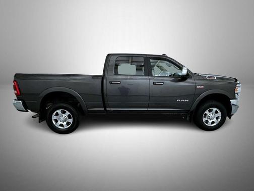 2022 RAM 2500 Laramie Crew Cab 4x4 6'4' Box