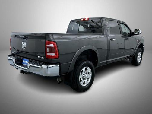 2022 RAM 2500 Laramie Crew Cab 4x4 6'4' Box