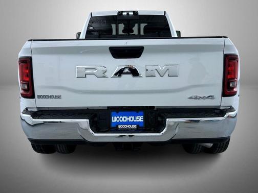 2026 RAM 3500 Tradesman Crew Cab 4x4 8' Box