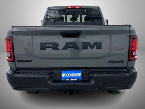 2026 RAM 2500 Tradesman Crew Cab 4x4 6'4' Box