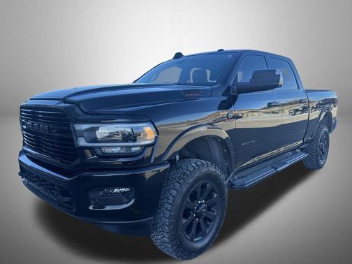 2022 RAM 2500 Laramie Crew Cab 4x4 6'4' Box