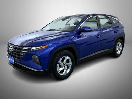 2022 Hyundai TUCSON SE