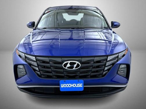 2022 Hyundai TUCSON SE