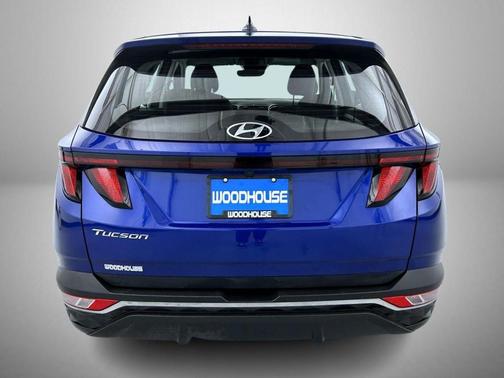 2022 Hyundai TUCSON SE