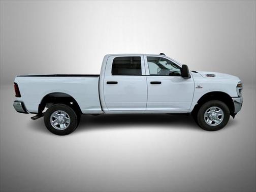 2025 RAM 2500 Tradesman Crew Cab 4x4 6'4' Box