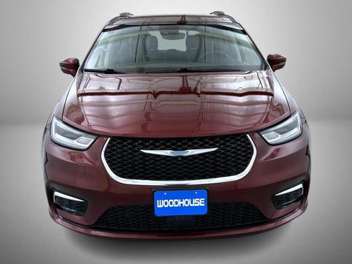 Velvet Red Pearlcoat 2021 Chrysler Pacifica Hybrid Touring L