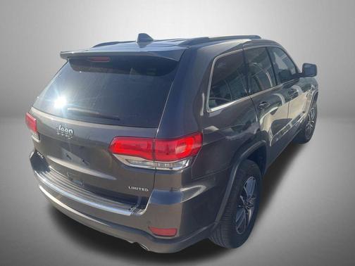 Granite Crystal Metallic Clearcoat 2019 Jeep Grand Cherokee Limited