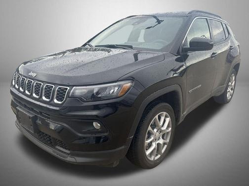 2024 Jeep Compass Latitude Lux