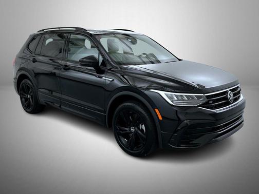 2023 Volkswagen Tiguan 2.0T SE R-Line Black 4MOTION