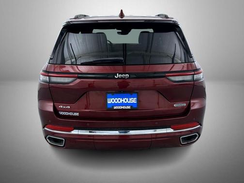 2022 Jeep Grand Cherokee Overland