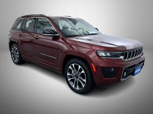 2022 Jeep Grand Cherokee Overland