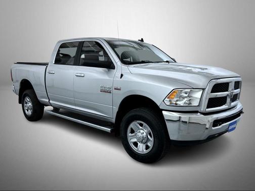 2018 RAM 2500 SLT Crew Cab 4x4 6'4' Box