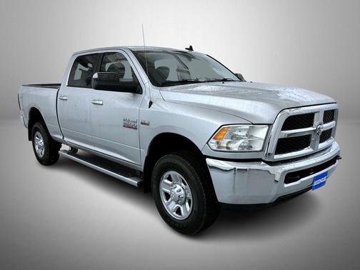 2018 RAM 2500 SLT Crew Cab 4x4 6'4' Box