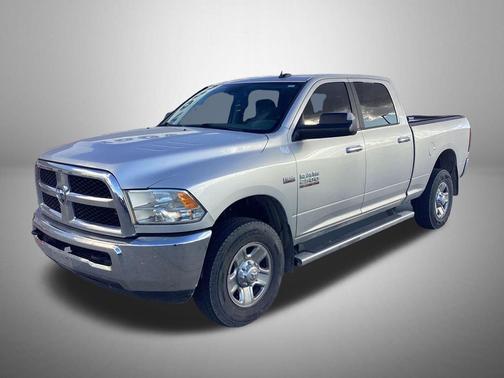 2018 RAM 2500 SLT Crew Cab 4x4 6'4' Box