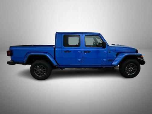 Hydro Blue Pearlcoat 2026 Jeep Gladiator Sport S