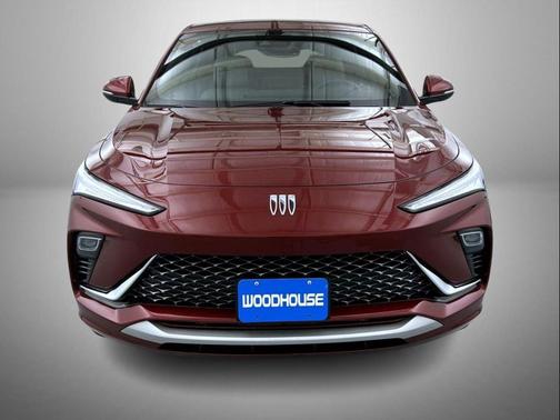 Cinnabar Metallic 2024 Buick Envista Avenir FWD