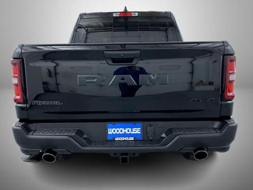 Diamond Black Crystal Pearlcoat 2026 RAM 1500 Rebel