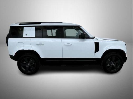 White 2022 Land Rover Defender 110 X-Dynamic SE