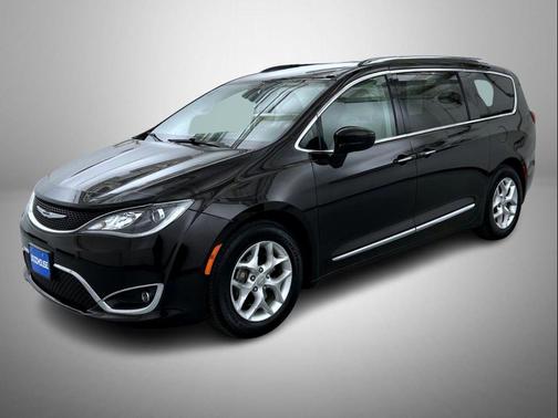 2018 Chrysler Pacifica Touring-L Plus
