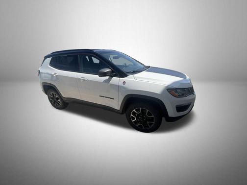 White Clearcoat 2018 Jeep Compass Trailhawk