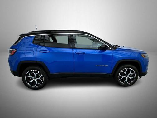 Hydro Blue Pearlcoat 2026 Jeep Compass Limited