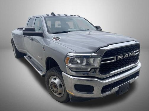 2020 RAM 3500 Tradesman Crew Cab 4x4 8' Box