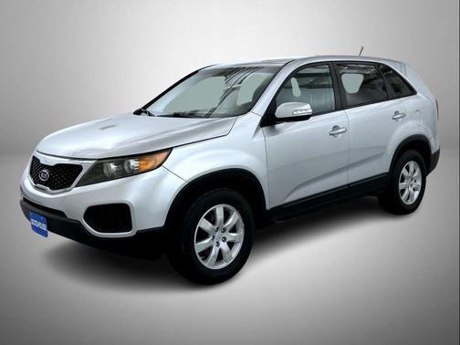Bright Silver 2012 Kia Sorento LX