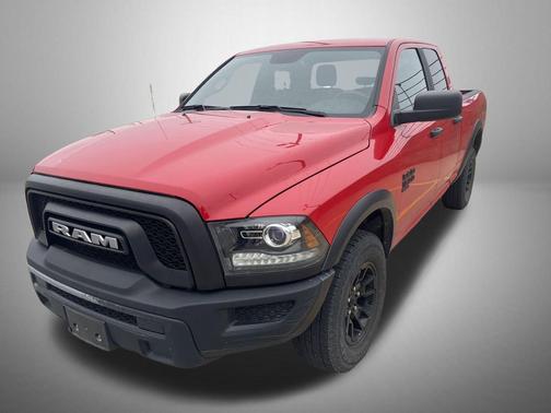 2022 RAM 1500 Classic Warlock Quad Cab 4x4 6'4' Box