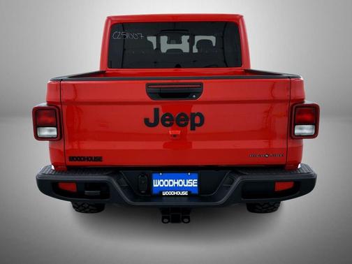 2025 Jeep Gladiator High Tide