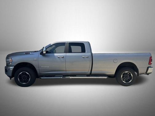 2023 RAM 3500 Laramie Crew Cab 4x4 8' Box