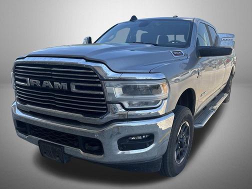 2023 RAM 3500 Laramie Crew Cab 4x4 8' Box