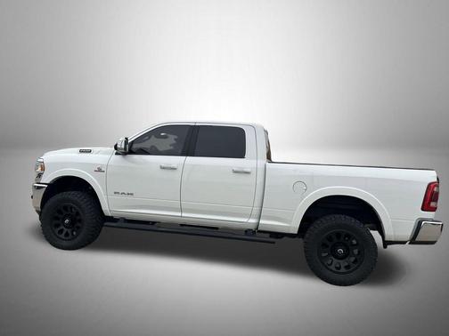 2022 RAM 2500 Laramie Crew Cab 4x4 6'4' Box