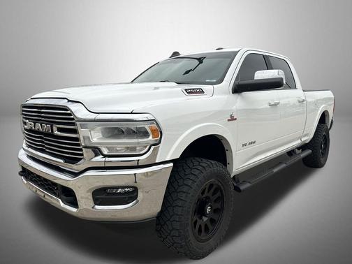 2022 RAM 2500 Laramie Crew Cab 4x4 6'4' Box